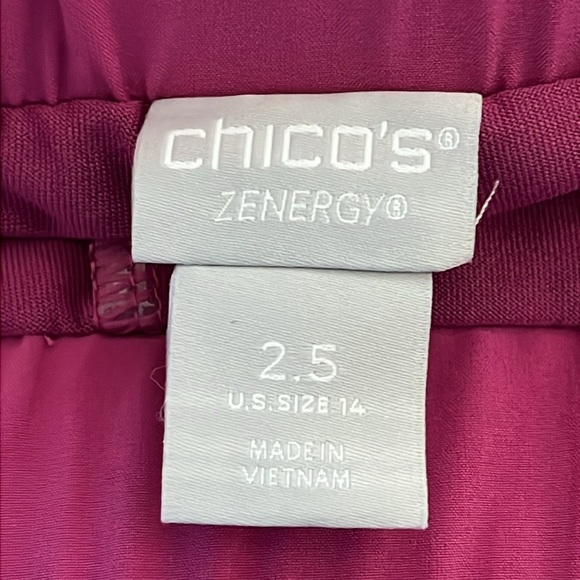 Chico’s Zenergy UPF 2.5 Pull On Style Skort Pink - Picture 9 of 10